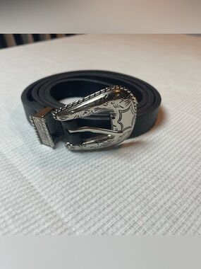 B-Low The Belt Women's Black Western
Belt Small Adjustable Buckle Silver